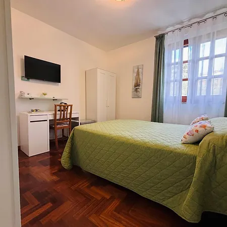 بيت ضيافة Marysa's House ماسّا لوبْرينسِ