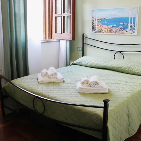 Πανσιόν Marysa's House Massa Lubrense